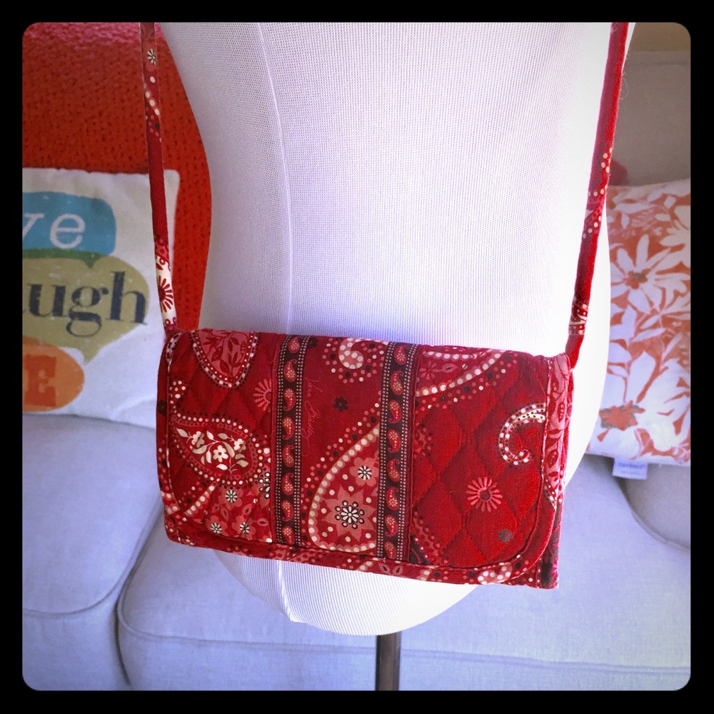 Vera Bradley unused new cross over..